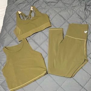 Strong Physiquez Olive